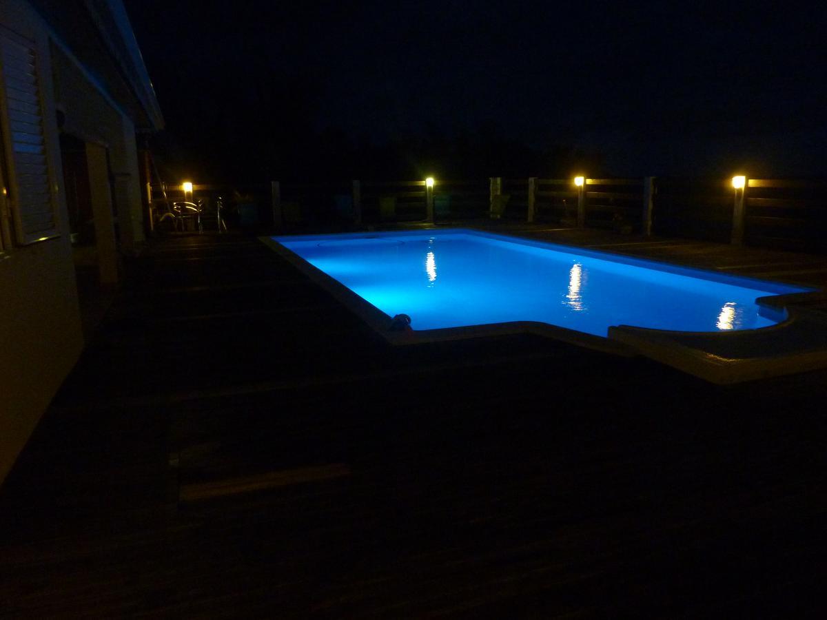 Bed and Breakfast La Pointe Au Corail Sainte-Rose Exterior foto